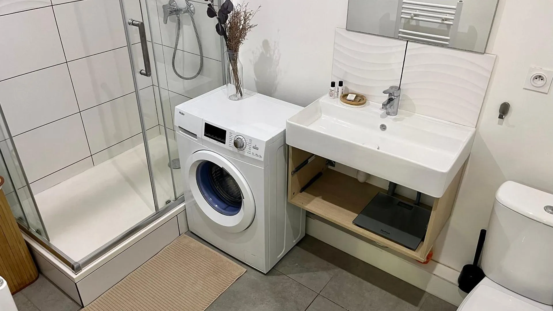 Suite Danbury Lyon 0*,  Frankreich